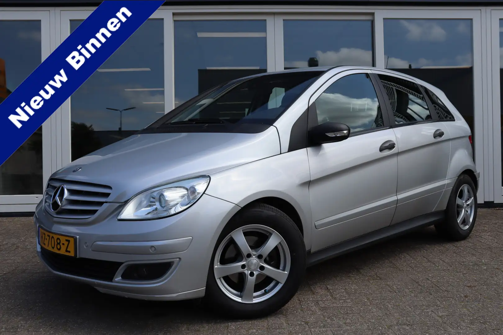 Mercedes-Benz B 200 Airco, Trekhaak, PDC V+A, Prijs Is Rijklaar Grijs - 1