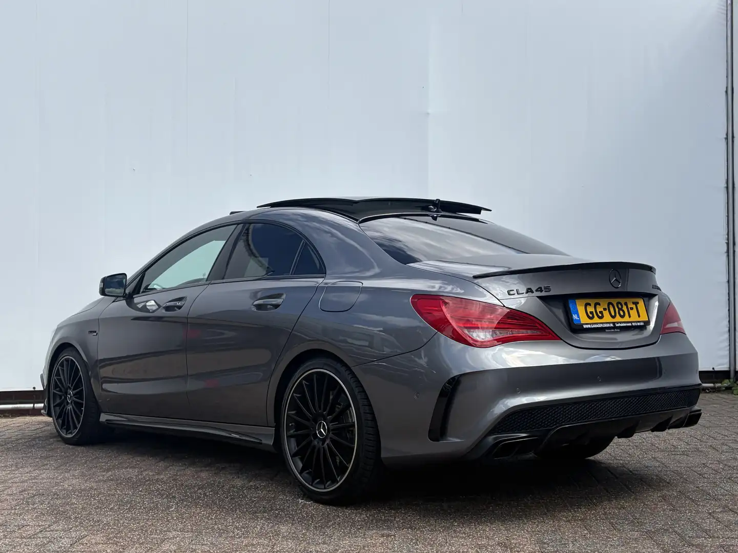 Mercedes-Benz CLA 45 AMG 4MATIC Orig.NL Pano.dak HK Adapt.Cruise Sfeer Lede Grijs - 2