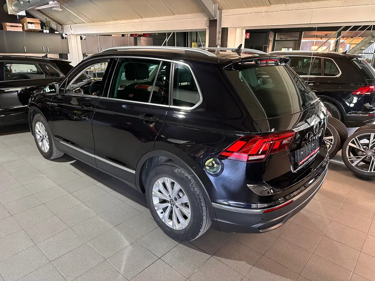 Volkswagen Tiguan 1.5 TSI Elegance OPF DSG, миниатюра 2