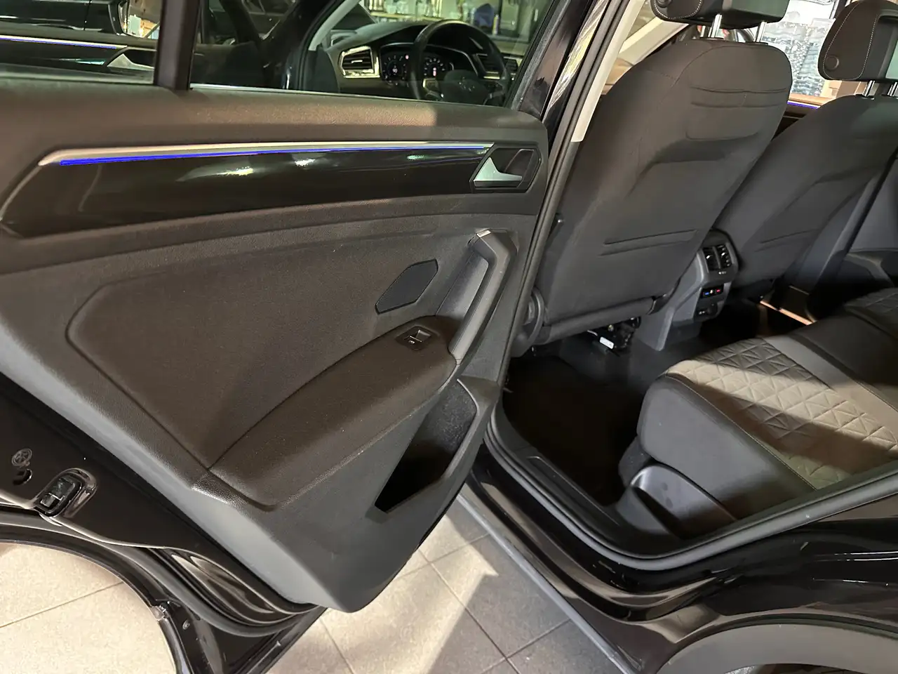 Volkswagen Tiguan 1.5 TSI Elegance OPF DSG, миниатюра 3