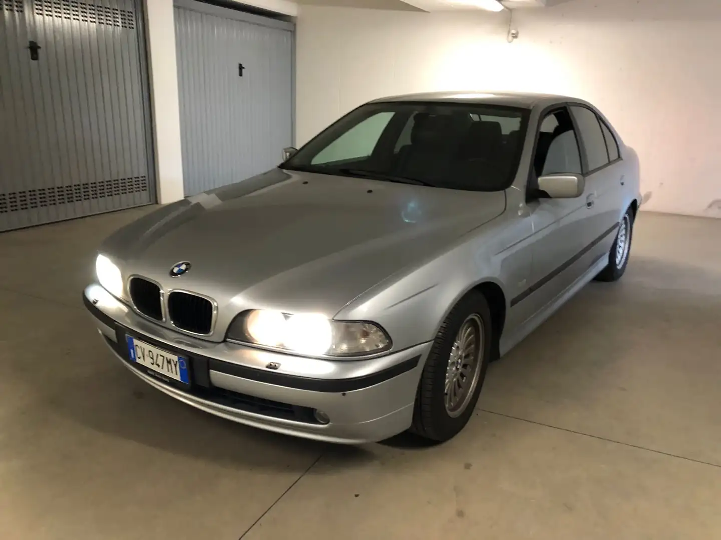 BMW 520 520i Argento - 1