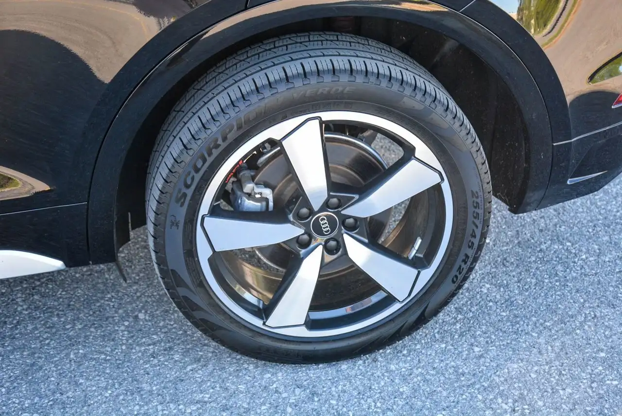 Audi Q5 снимка Audi Q5