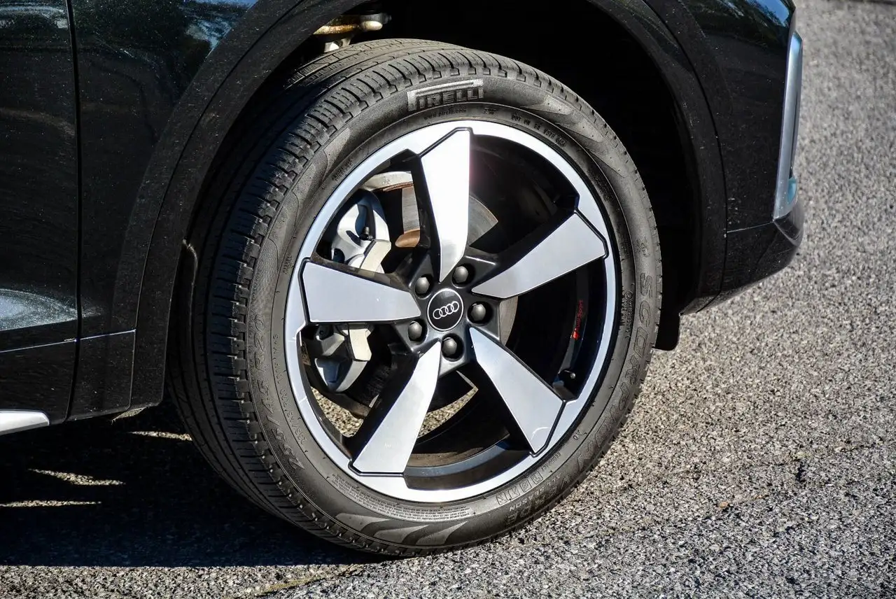 Audi Q5 снимка Audi Q5