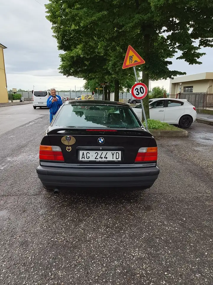 BMW 318is Europa c/2airbag, foto 6