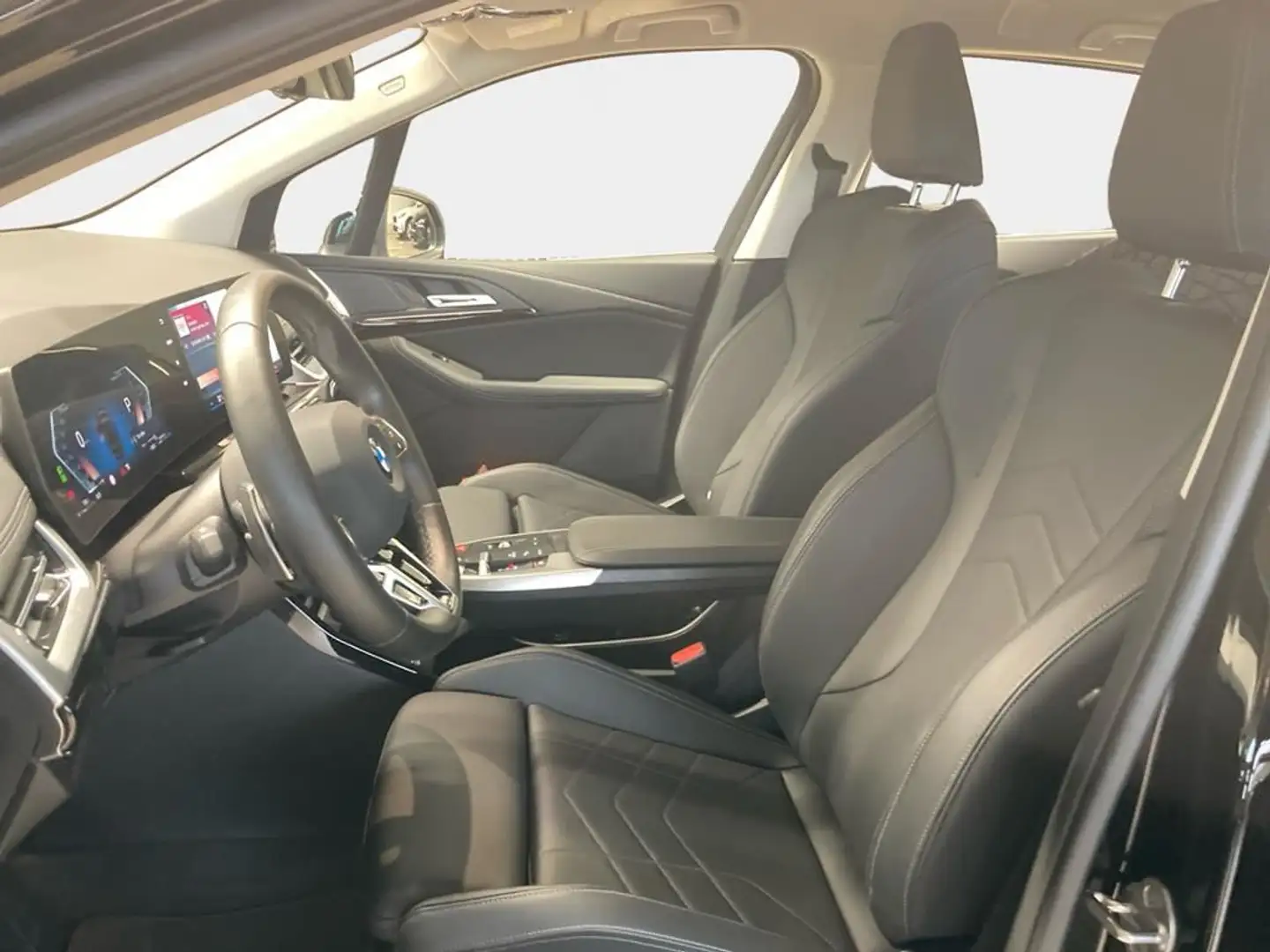 BMW 218 Luxury Line Schwarz - 2