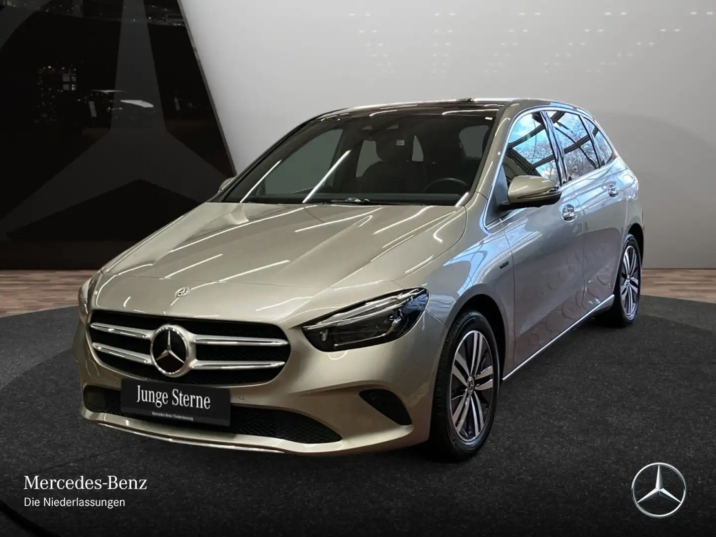 Mercedes-Benz B 250 e PROGRESSIVE+PANO+360°+AHK+MULTIBEAM+8G Silber - 2