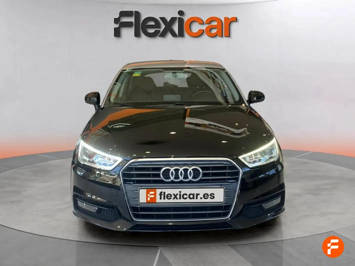 Audi A1 Sportback 1.4TDI ultra Adrenalin Negro - 2