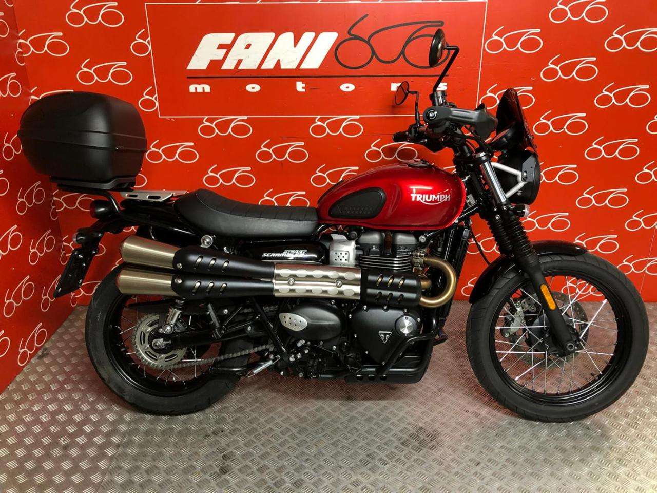 Triumph Scrambler .
