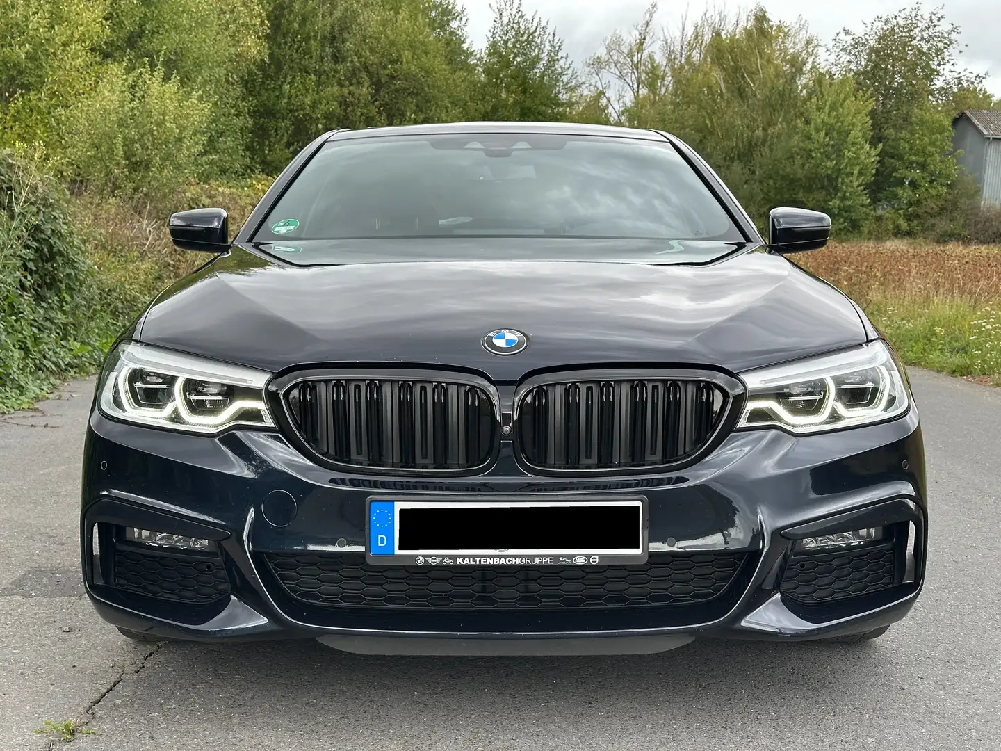 BMW 530 530 d M Sport Schwarz - 2