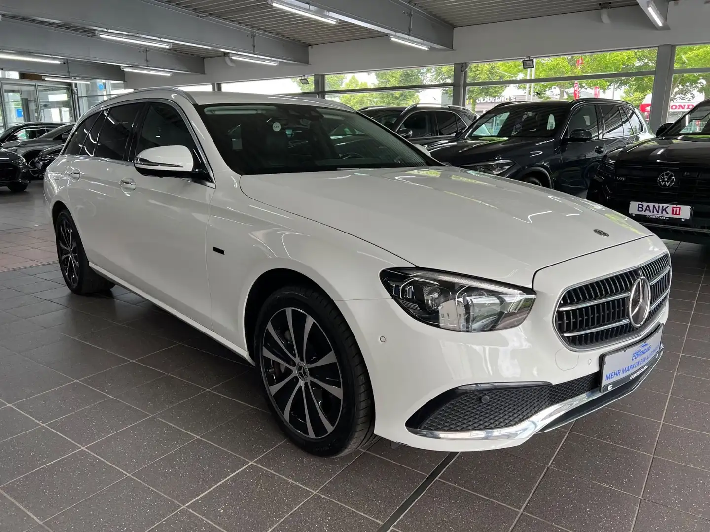 Mercedes-Benz E 300 T de 4M 2x Avantgarde HuD+KeyGo+AHK+360° Weiß - 2