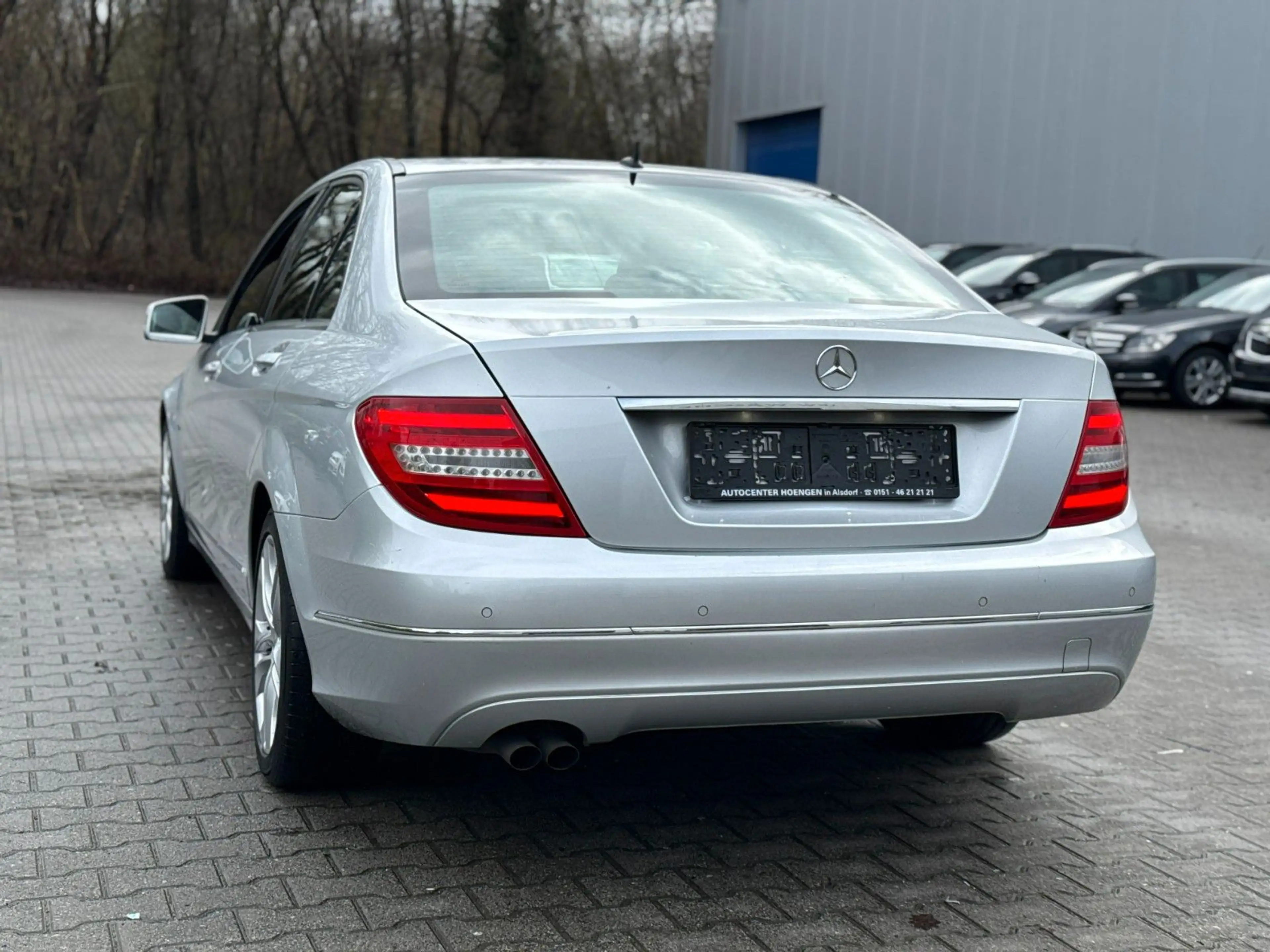Mercedes-Benz C 200 Limousine CDI BlueEfficiency 2-Zonen* — photo 11