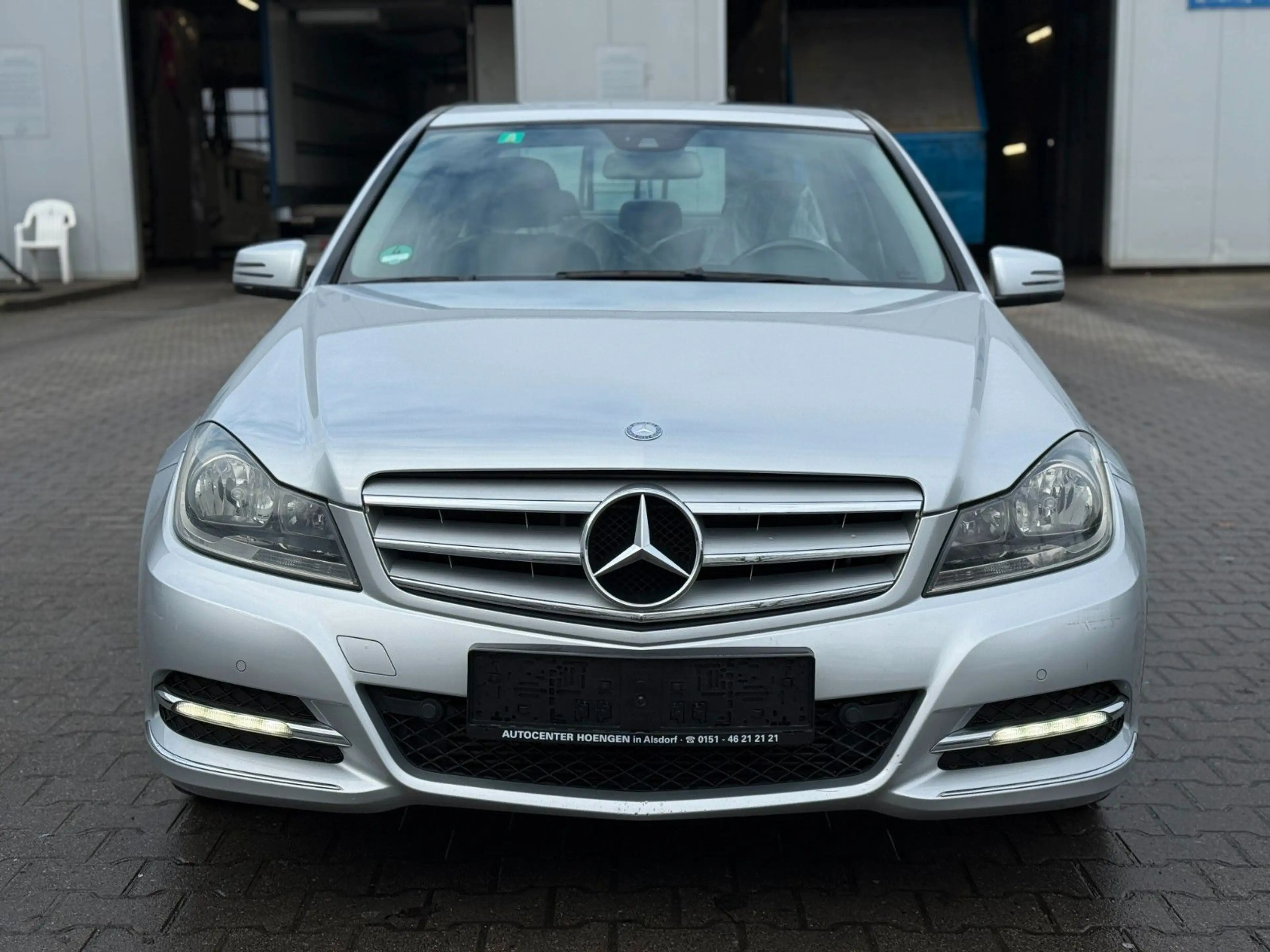 Mercedes-Benz C 200 Limousine CDI BlueEfficiency 2-Zonen* — photo 4
