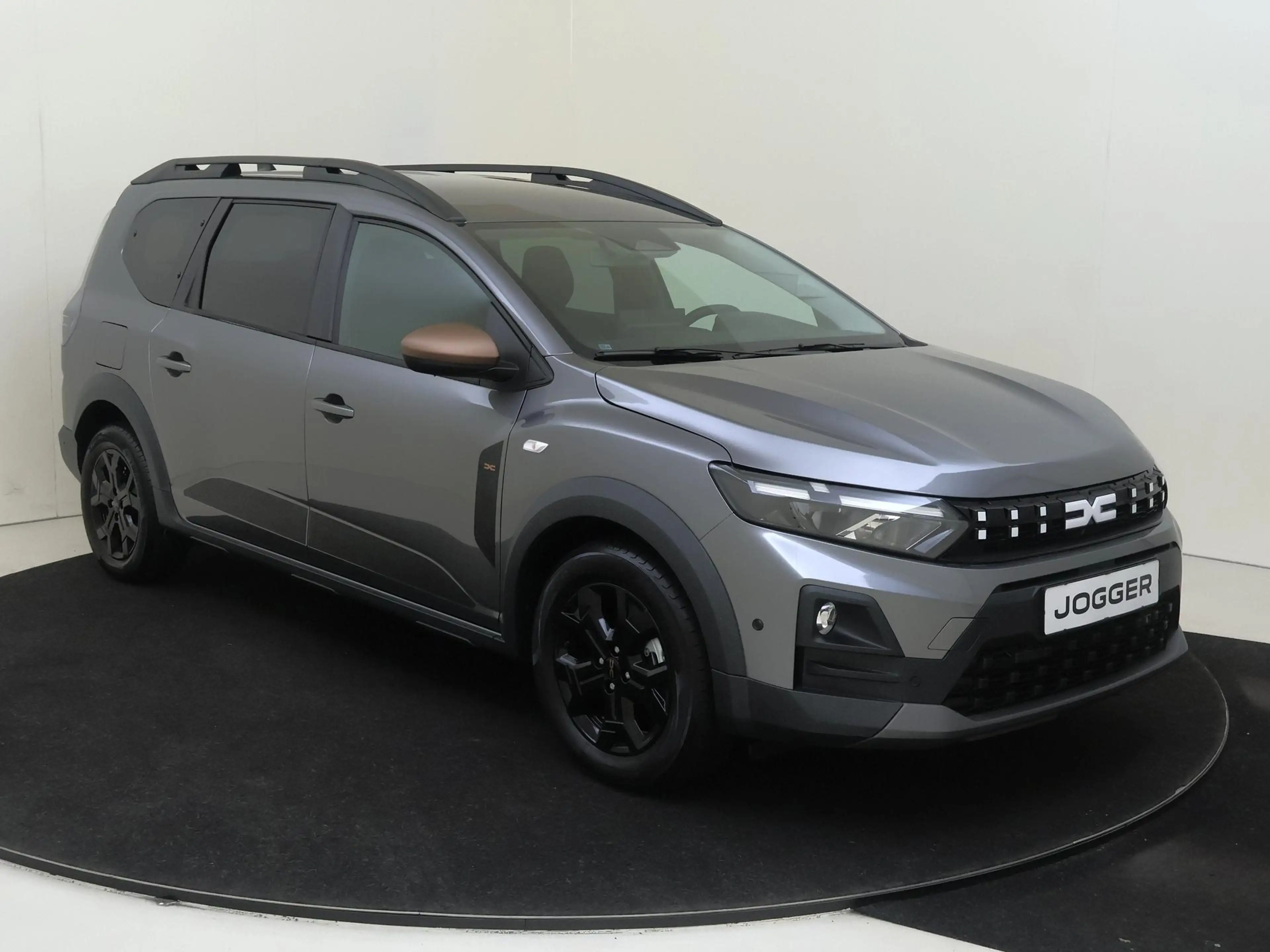 Dacia Jogger 1.2 Eco-G 120 PK extreme 7p. — photo 3