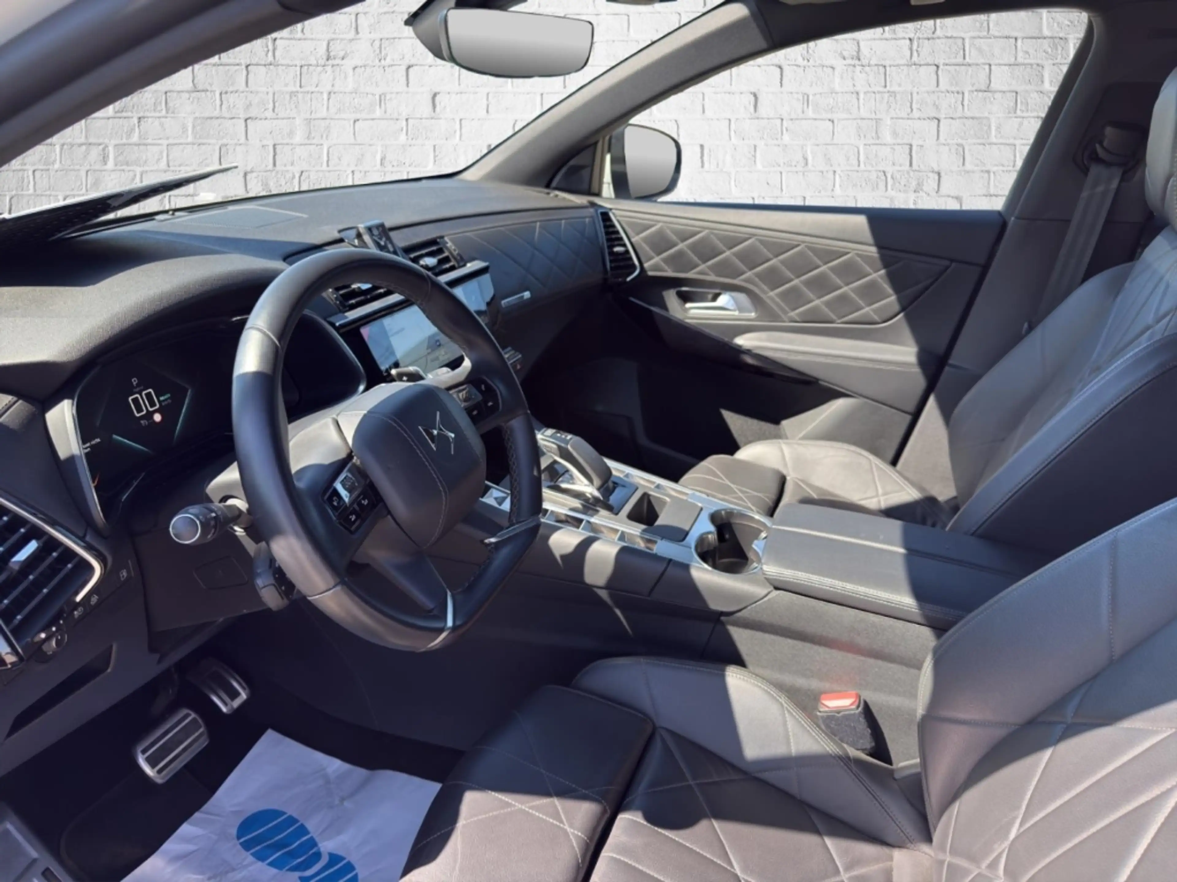 DS Automobiles DS 7 Crossback E-Tense 225 EAT8 Rivoli Navi/LED — photo 12