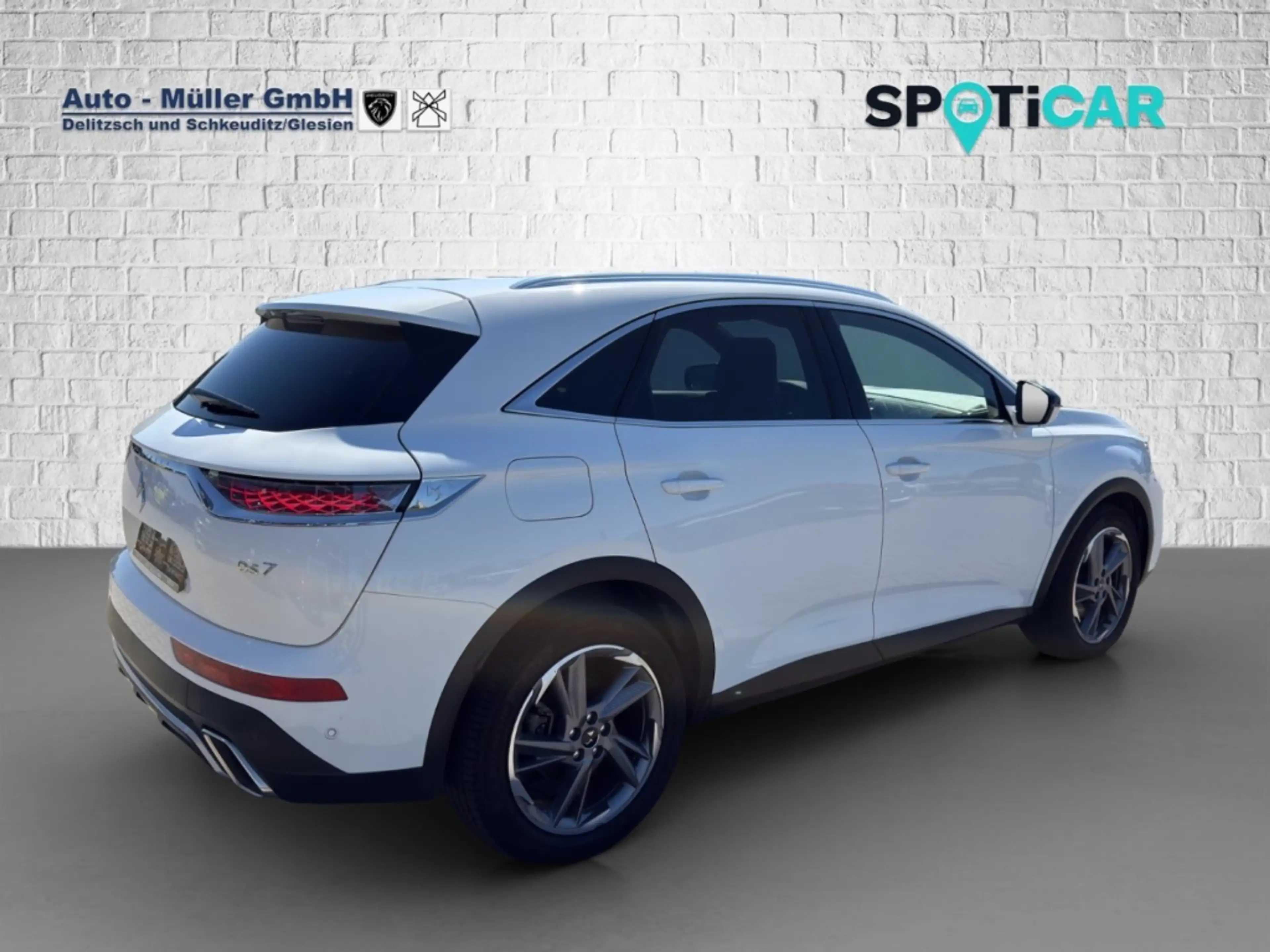 DS Automobiles DS 7 Crossback E-Tense 225 EAT8 Rivoli Navi/LED — photo 5