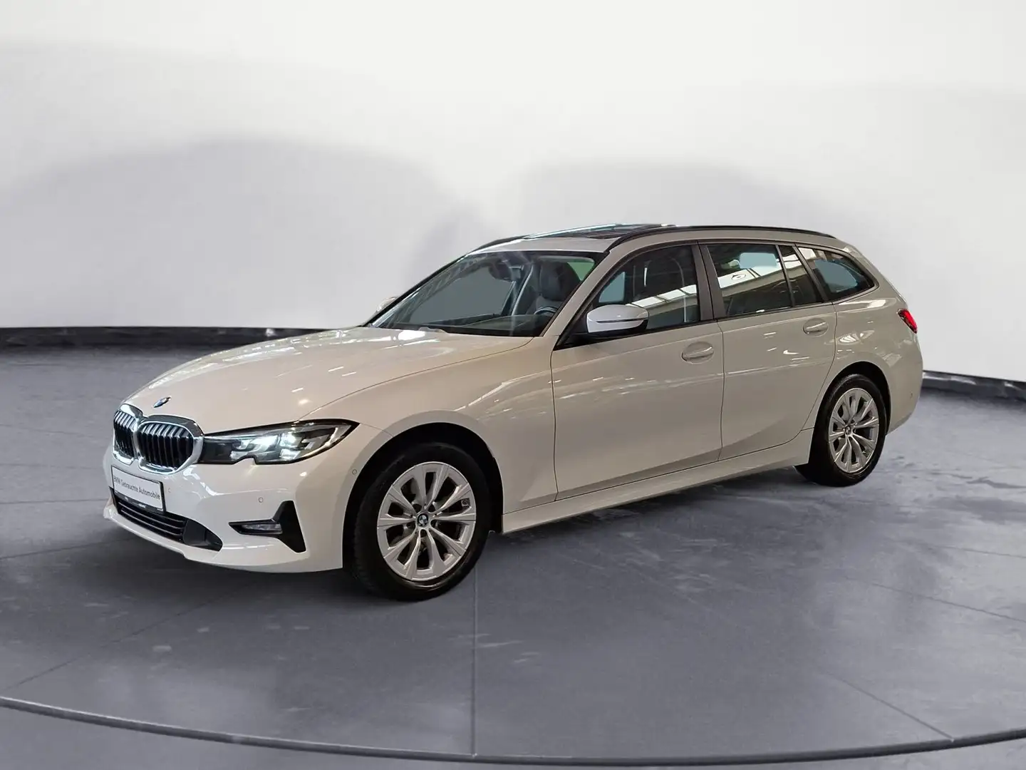 BMW 320 d xDrive Touring Advantage Panorama NAVI elek Bianco - 2