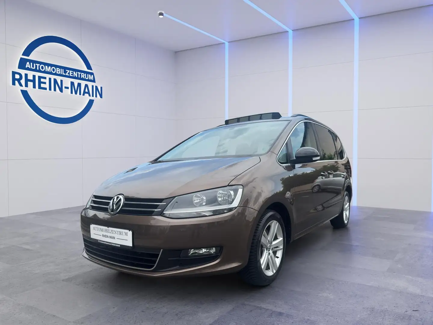 Volkswagen Sharan Match BMT PANO/4 Kids/7-Sitzer/TEILLEDER/TOP Marrón - 1