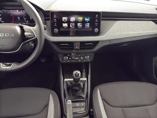 Skoda Scala view 10