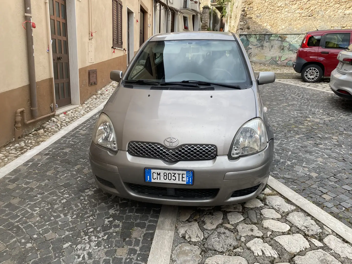 Toyota Yaris 3p 1.4 d-4d Sol - 1