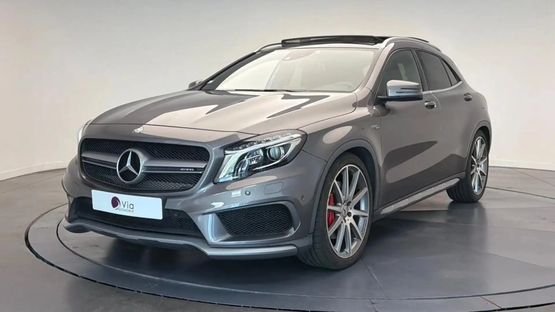Mercedes-Benz GLA 45 AMG 45 360 AMG 4MATIC SPEEDSHIFT / Entretien complet / Toit ouvrant - 1