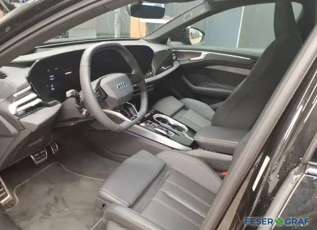 Audi A6 view 6