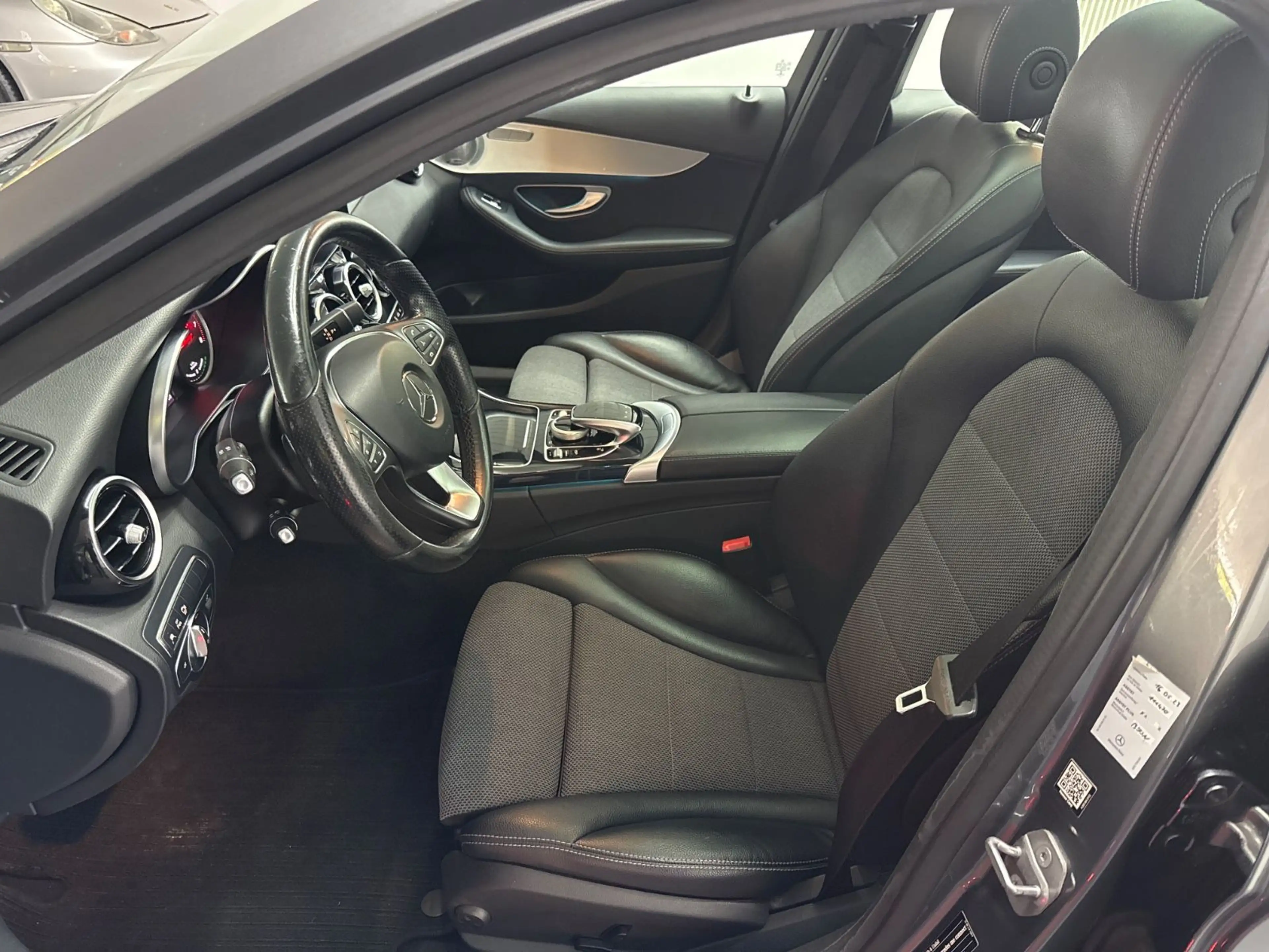 Mercedes-Benz C 350 e/T-Modell/NAVI/360°/Pano/LED-Scheinwerfer — photo 13