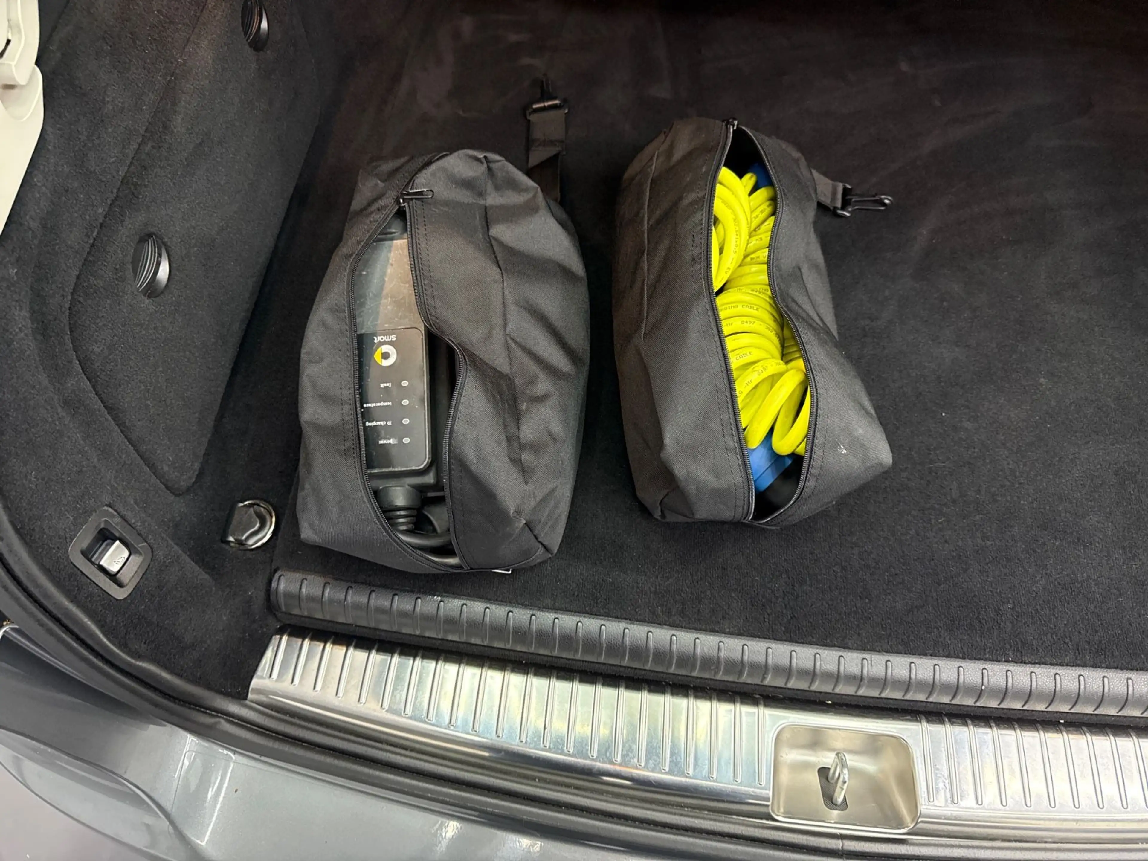 Mercedes-Benz C 350 e/T-Modell/NAVI/360°/Pano/LED-Scheinwerfer — photo 11