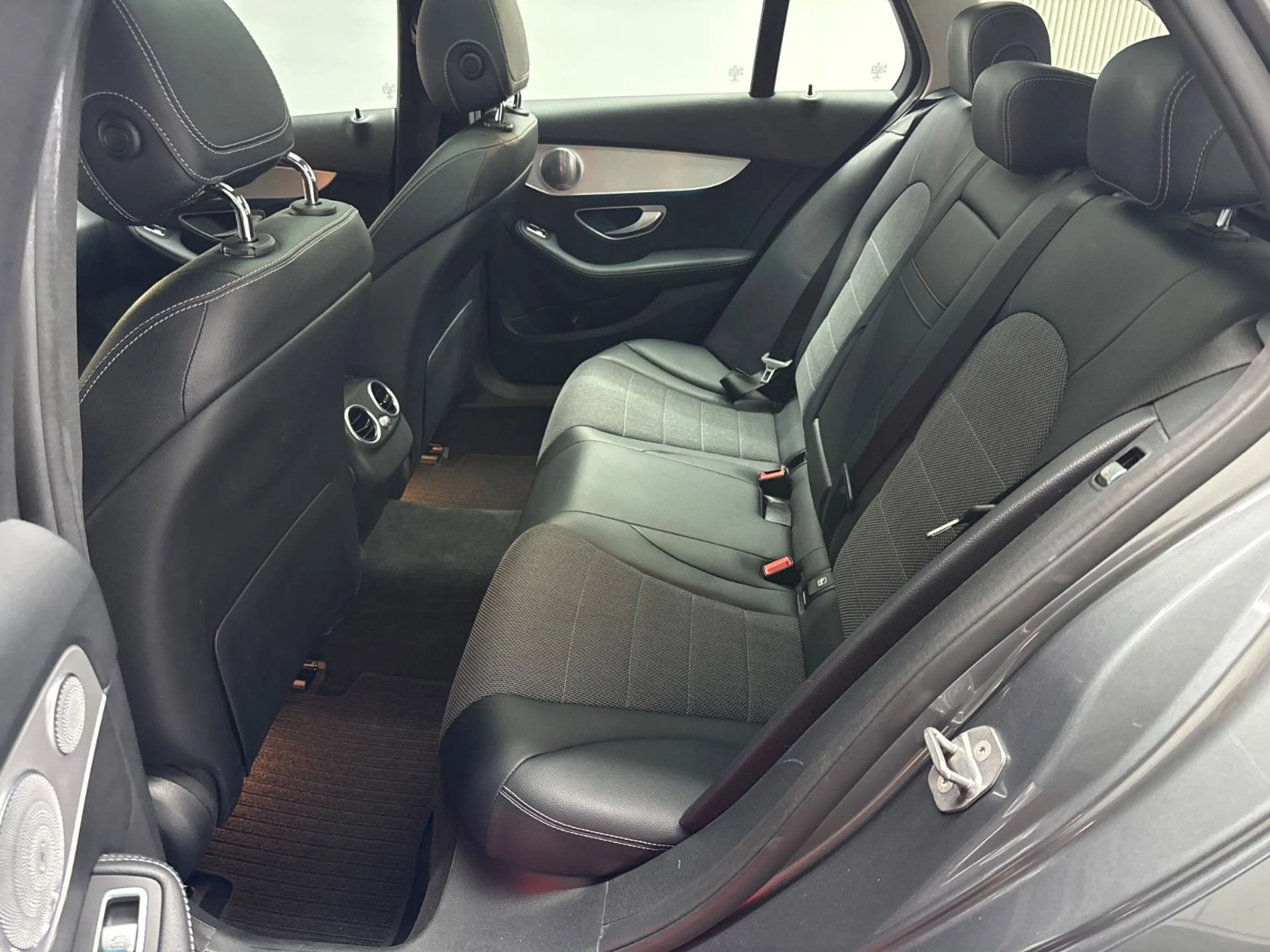 Mercedes-Benz C 350 e/T-Modell/NAVI/360°/Pano/LED-Scheinwerfer — photo 15