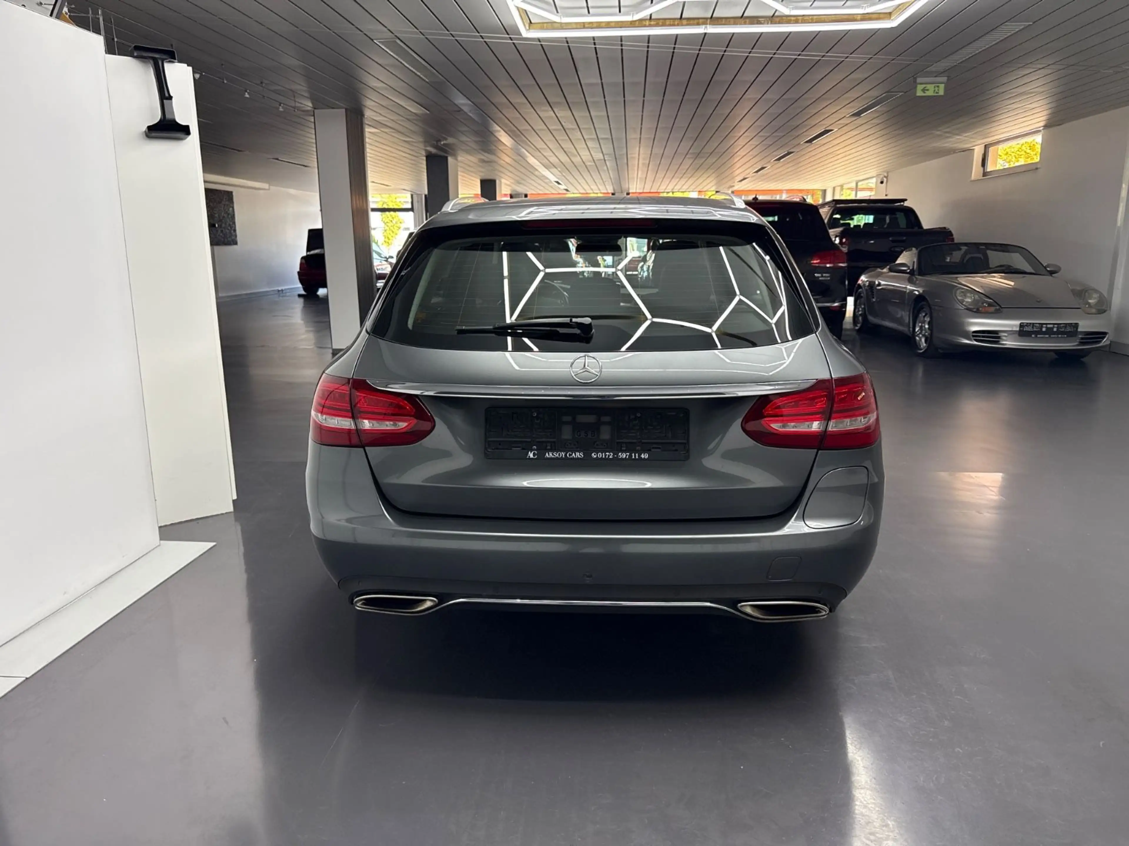 Mercedes-Benz C 350 e/T-Modell/NAVI/360°/Pano/LED-Scheinwerfer — photo 7
