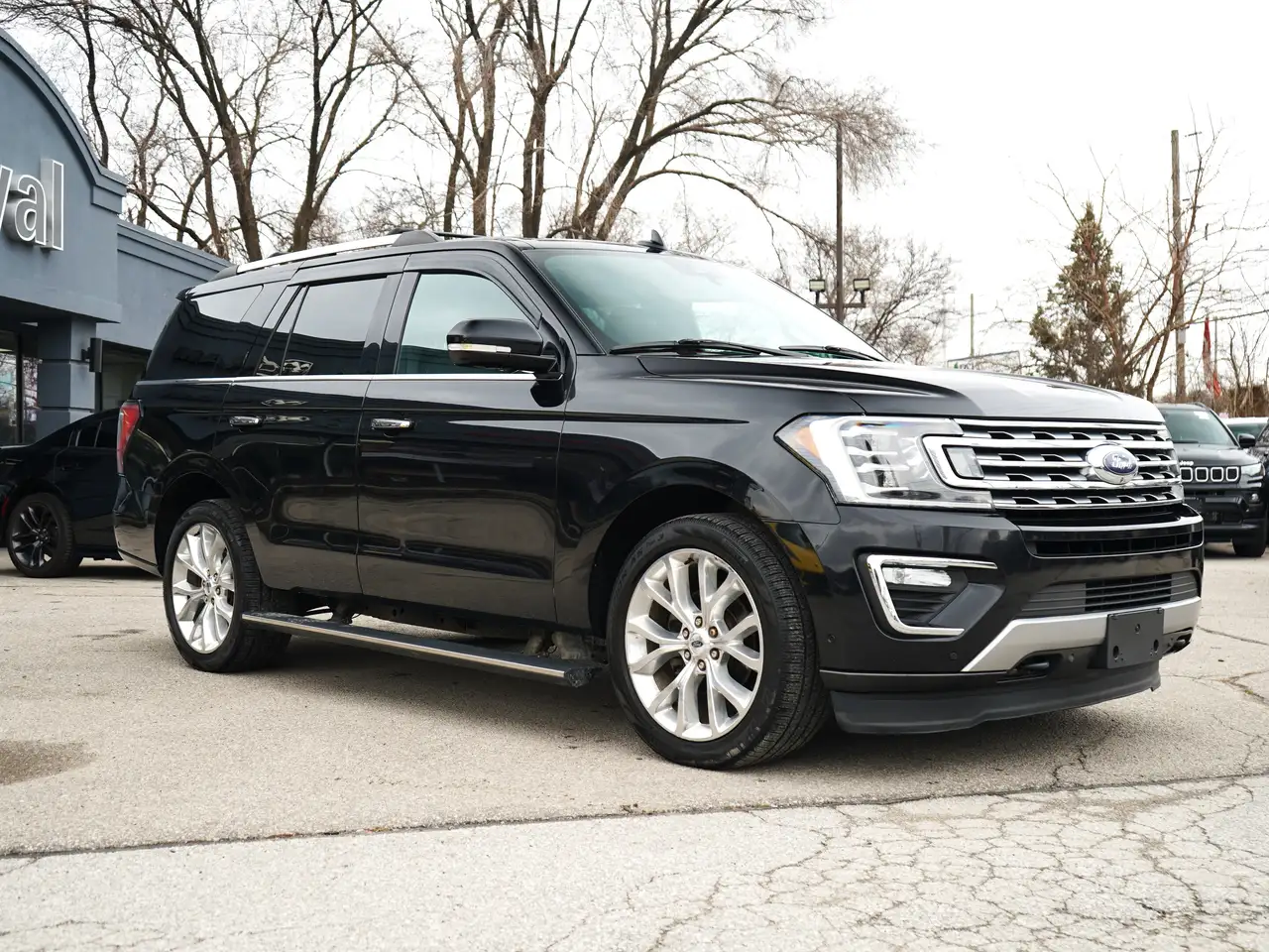 Ford Expedition снимка Ford Expedition