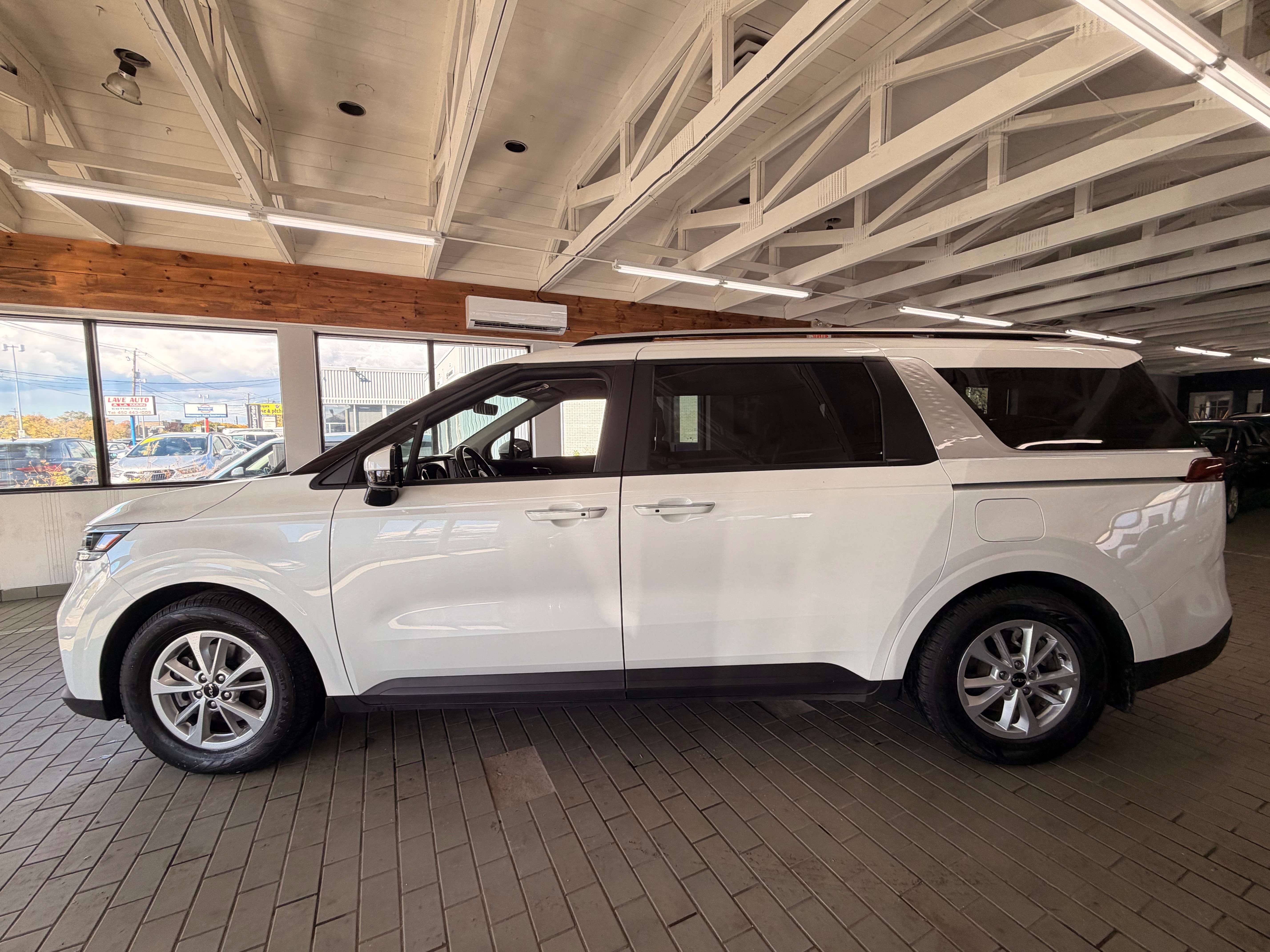 2024 Kia Carnival