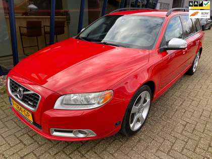 Volvo V70 2.5FT R-Design 230PK / LEER / XENON / PDC