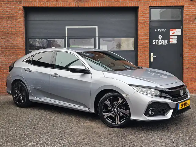 Honda Civic 1.0 i-VTEC Business Edition Carplay Camera 17"
