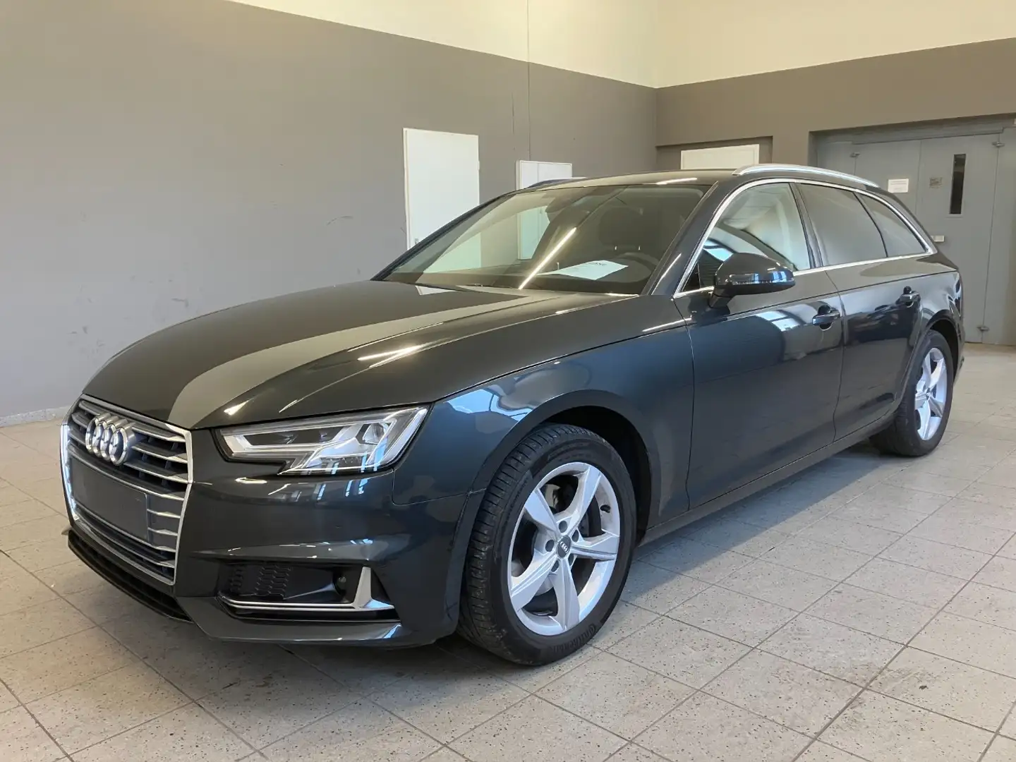 Audi A4 Avant 35 TDI Sport S tronic RFK*ACC*Navi*VC*LED Grau - 2