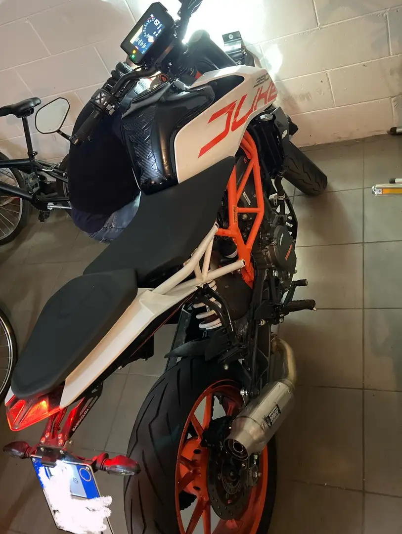 KTM 390 Duke - 2