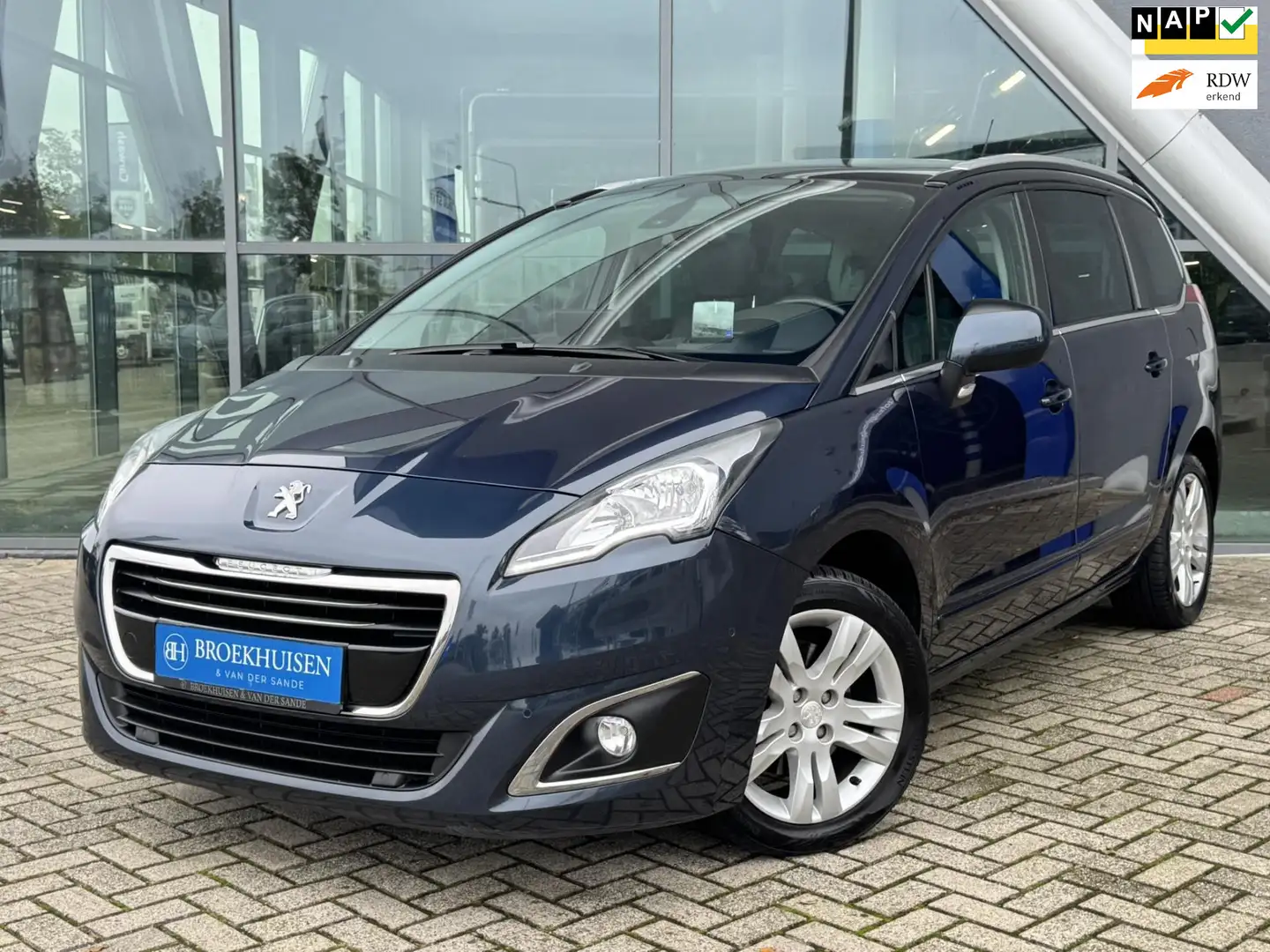 Peugeot 5008 1.6 BlueHDi Allure 7p. Automaat / HU Display / Sto Azul - 1