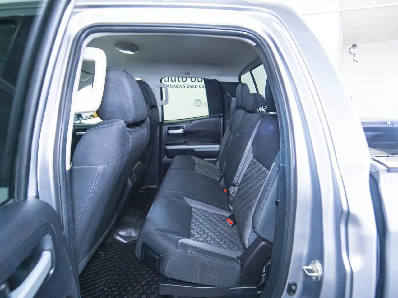 Toyota Tundra photo Toyota Tundra