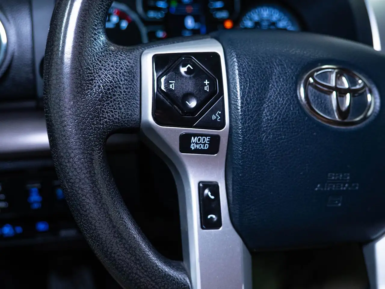 Toyota Tundra photo Toyota Tundra