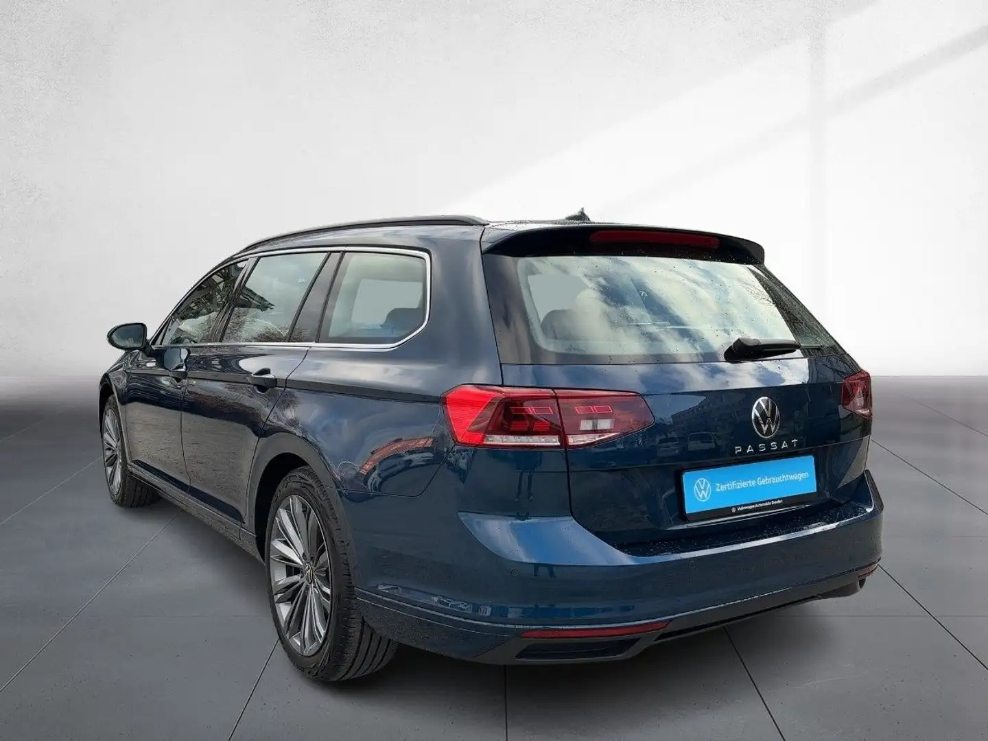 Volkswagen Passat Variant Business 1.5 TSI DSG LED KAM APP Blau - 2