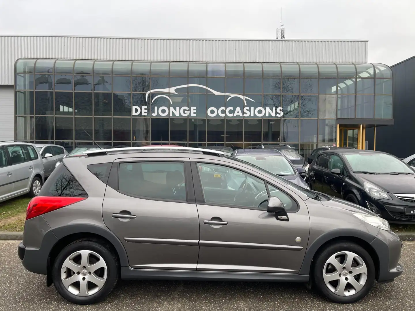 Peugeot 207 SW Outdoor 1.6 VTi XS Outdoor Climate/Cuisecontrol Grijs - 2