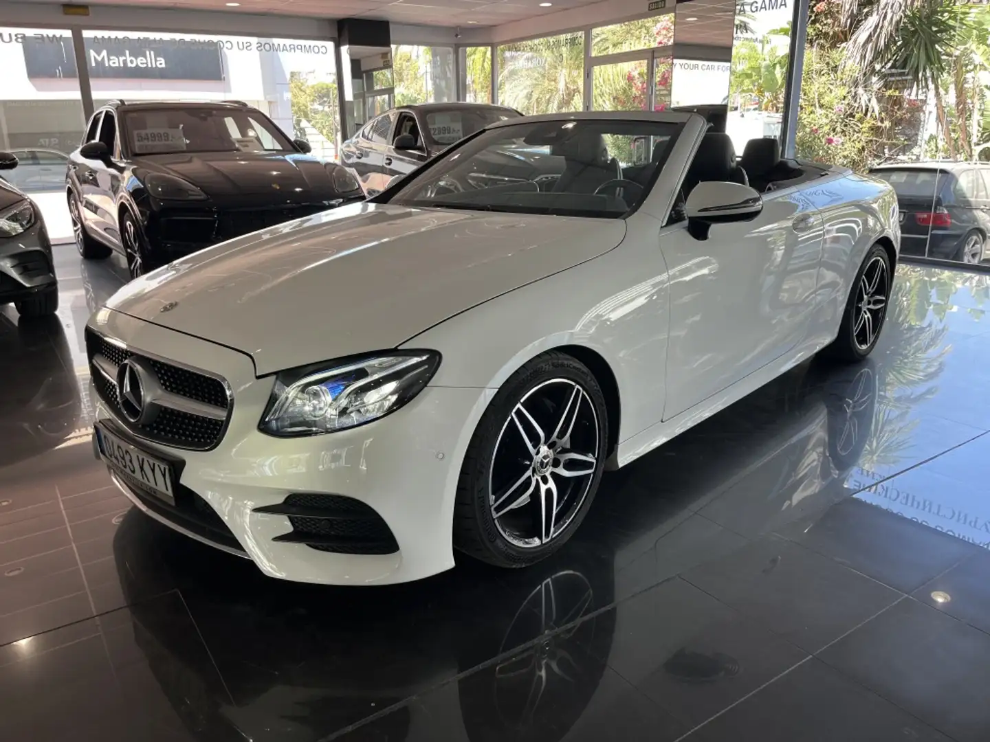 Mercedes-Benz E 220 Cabrio 220d 9G-Tronic Weiß - 1