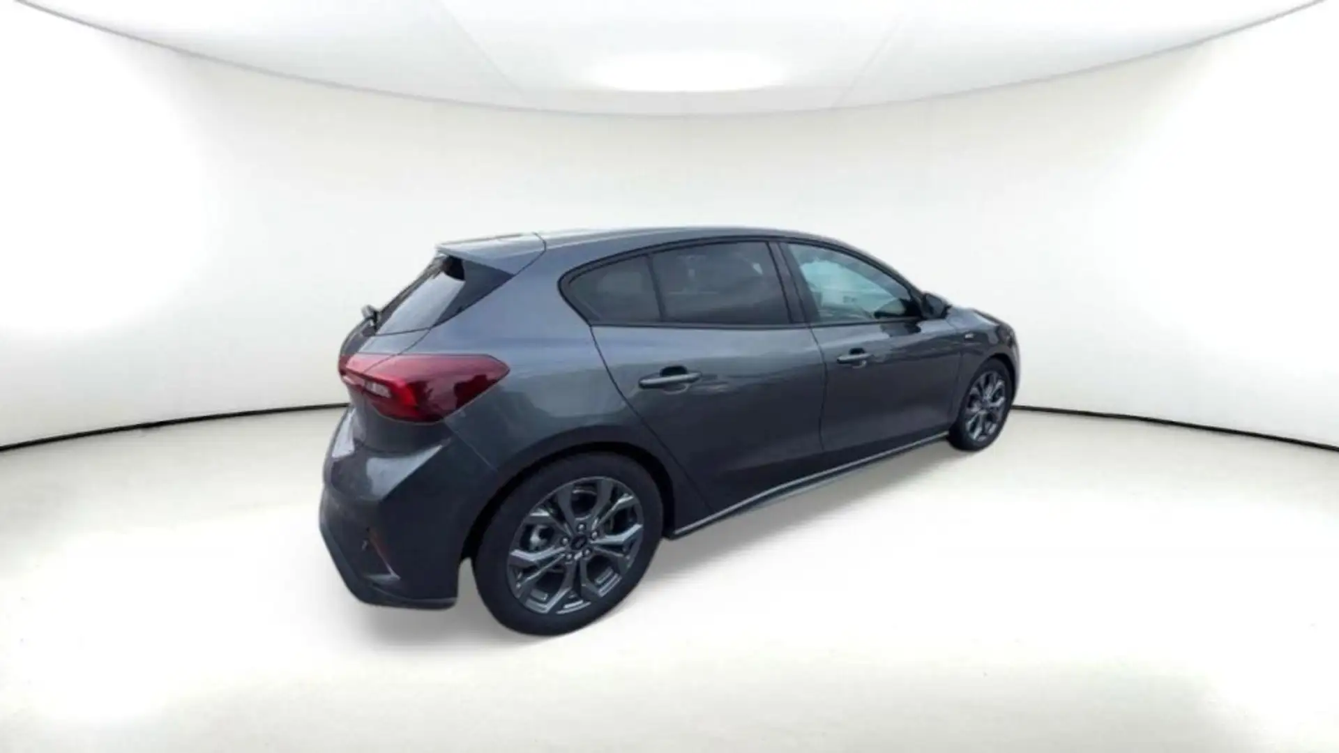 Ford Focus 1.0 EcoBoost Hybrid 125 CV 5p. ST-Line Gris - 2