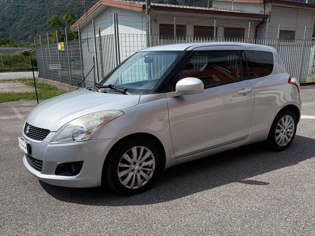 Suzuki Swift SWIFT BENZINA OK NEOPATENTATO - TALGLIANDATA.