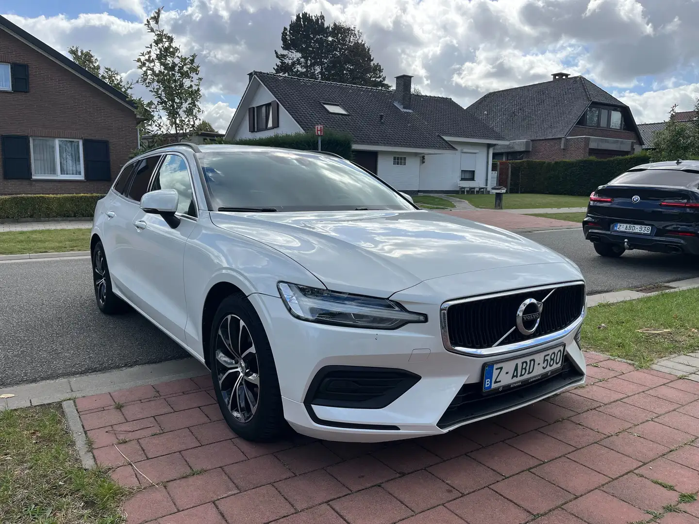 Volvo V60 V60 2.0 B4 Geartronic  CARPLAY/STARTSTOP/... Blanc - 2