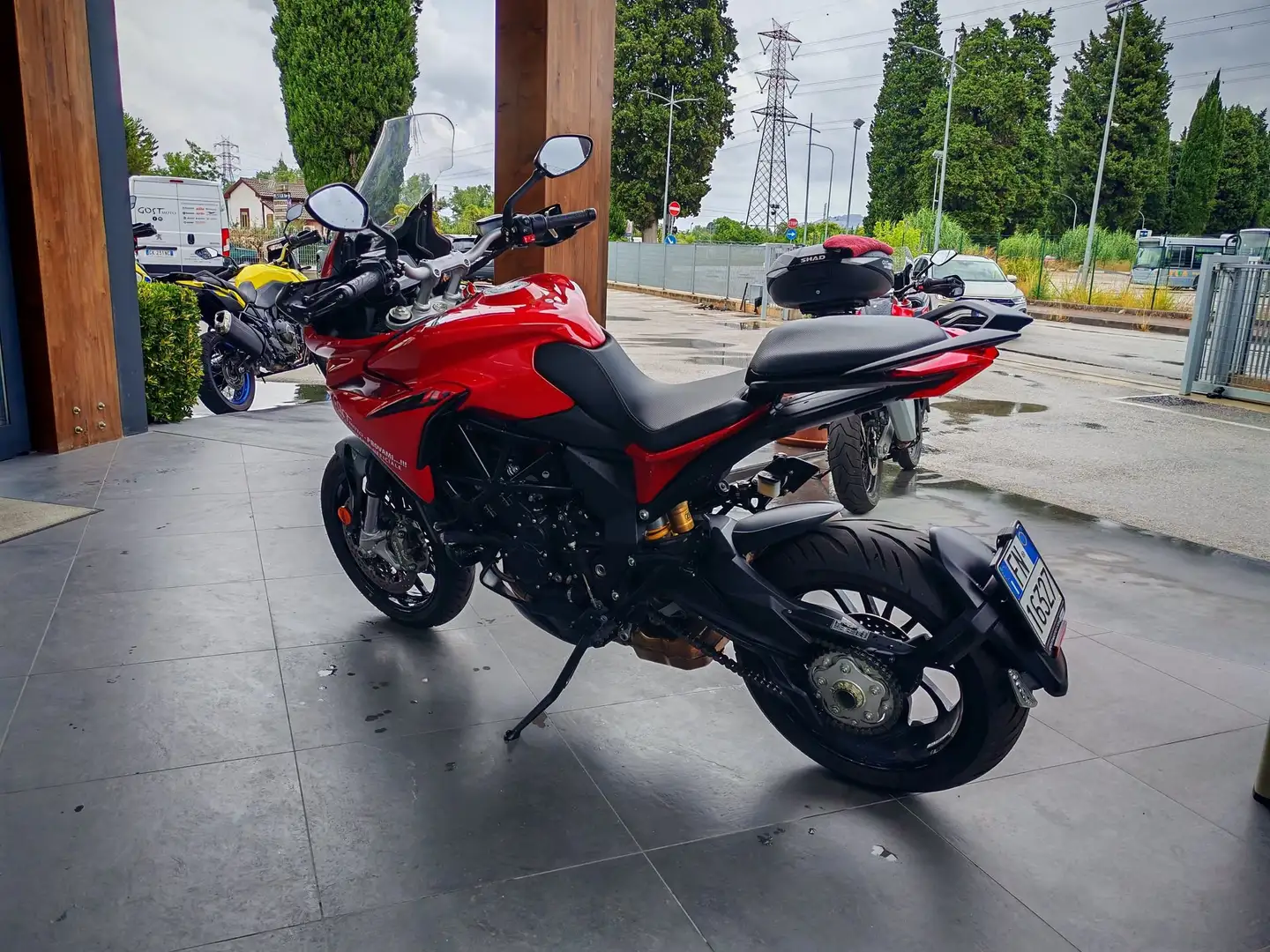 MV Agusta Turismo Veloce 800 R | FN16327 - 2