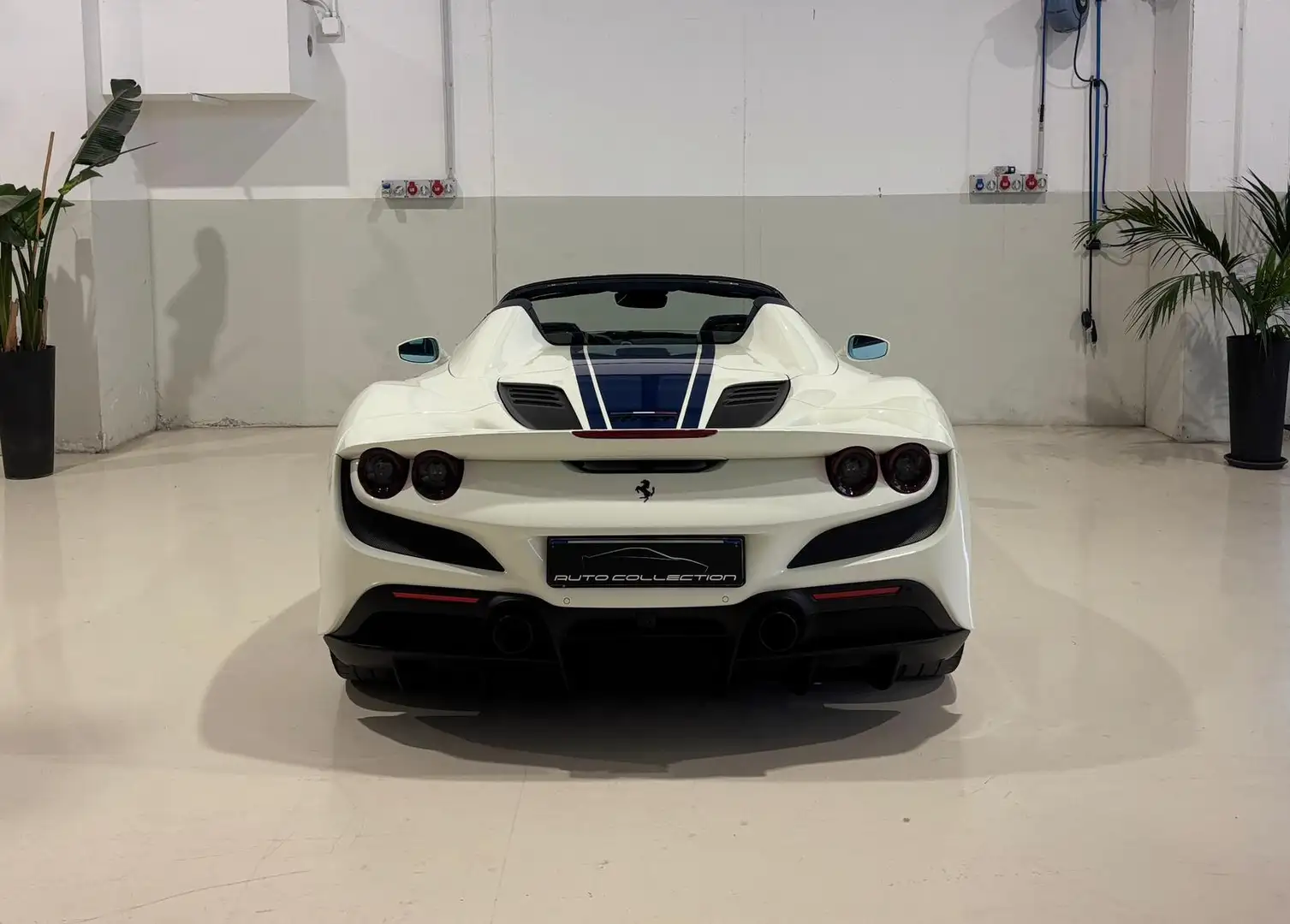 Ferrari F8 Spider Tailor-Made-Iva Esposta Weiß - 2