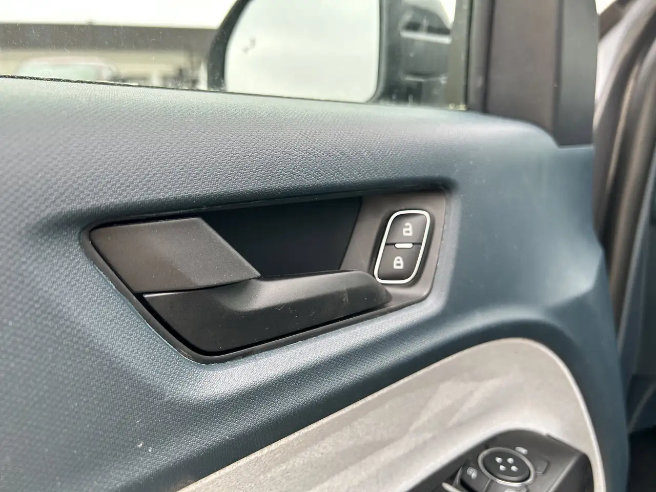Ford Maverick снимка Ford Maverick