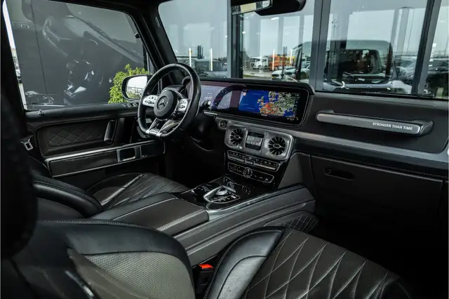 Mercedes-Benz G63 view 10