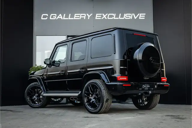 Mercedes-Benz G63 view 5
