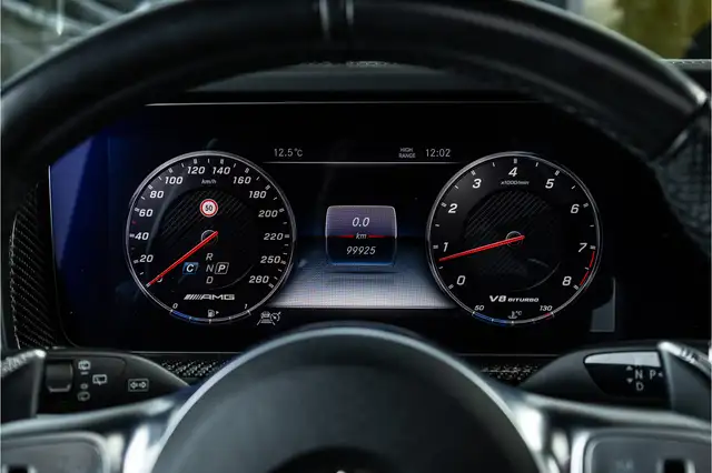 Mercedes-Benz G63 view 13